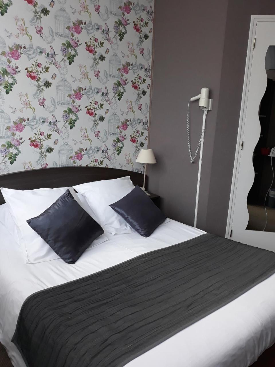 Hostellerie De La Quenoeuille ماركيز المظهر الخارجي الصورة