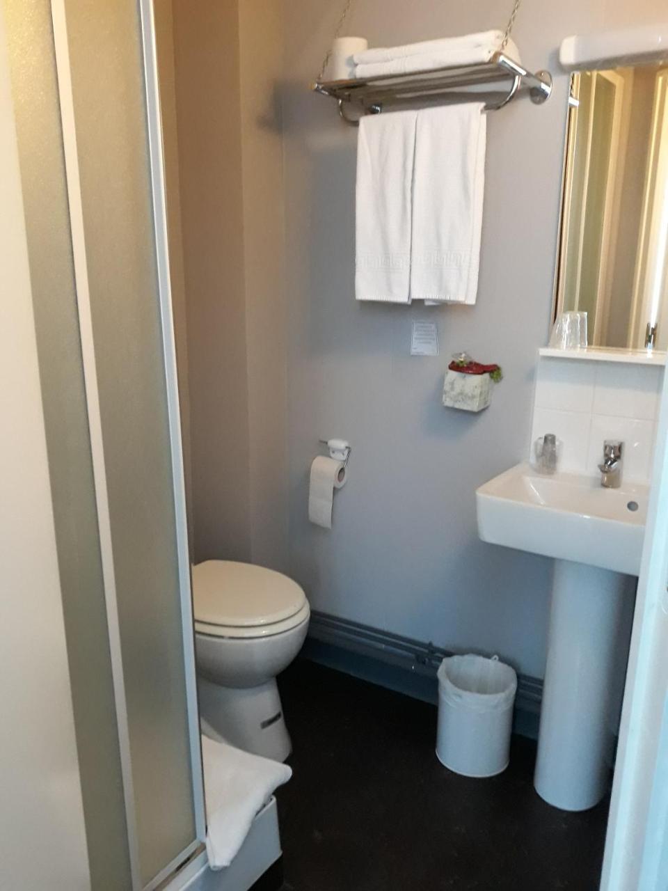 Hostellerie De La Quenoeuille ماركيز المظهر الخارجي الصورة