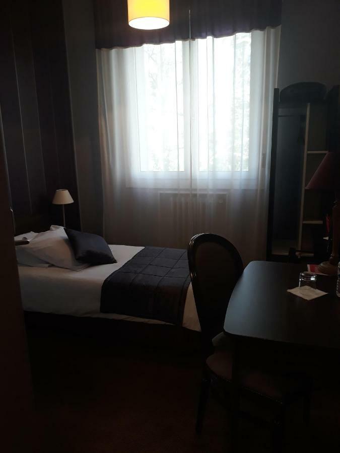 Hostellerie De La Quenoeuille ماركيز المظهر الخارجي الصورة